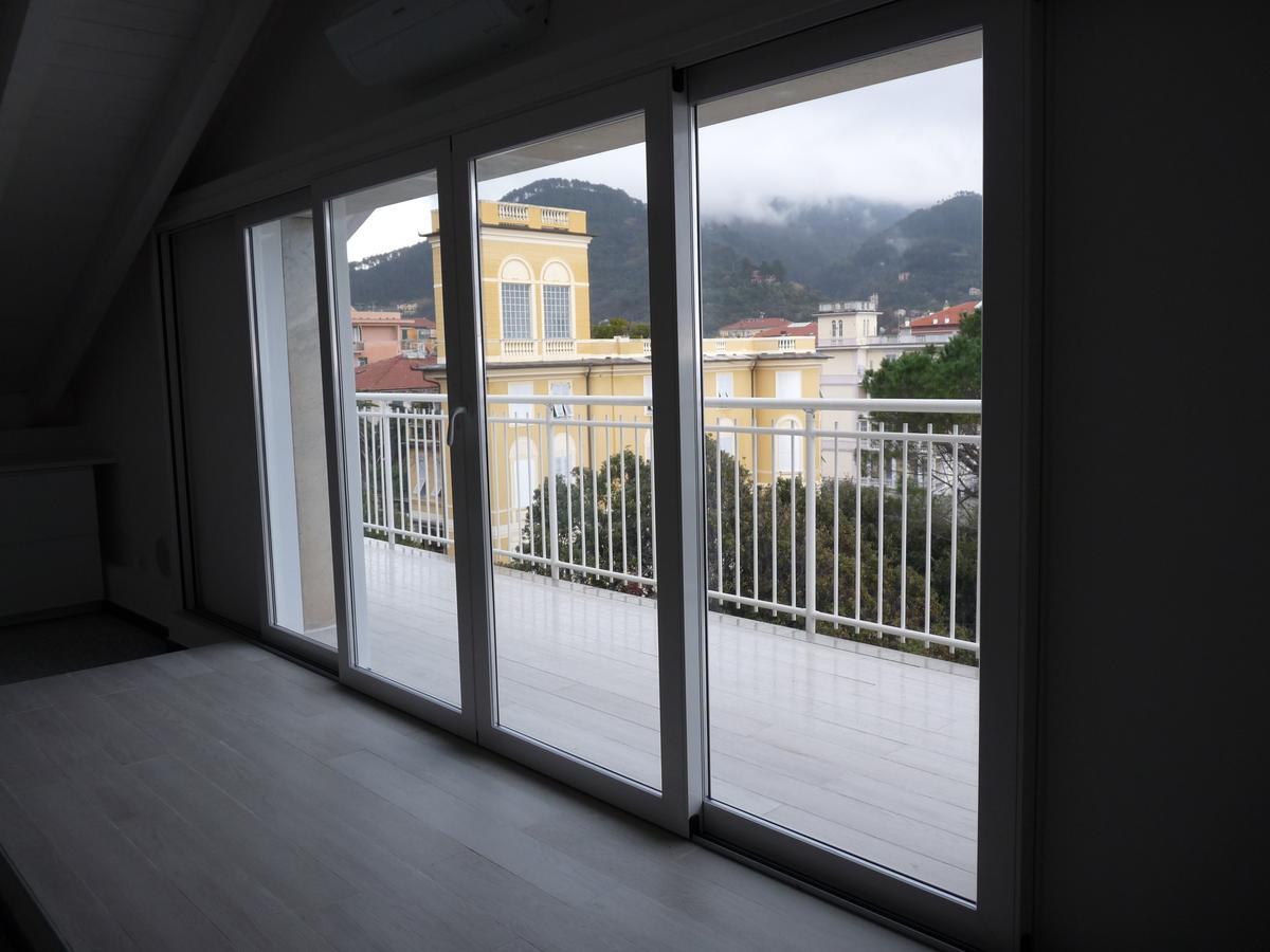 Penthouse By The Sea Apartment Levanto Exterior photo