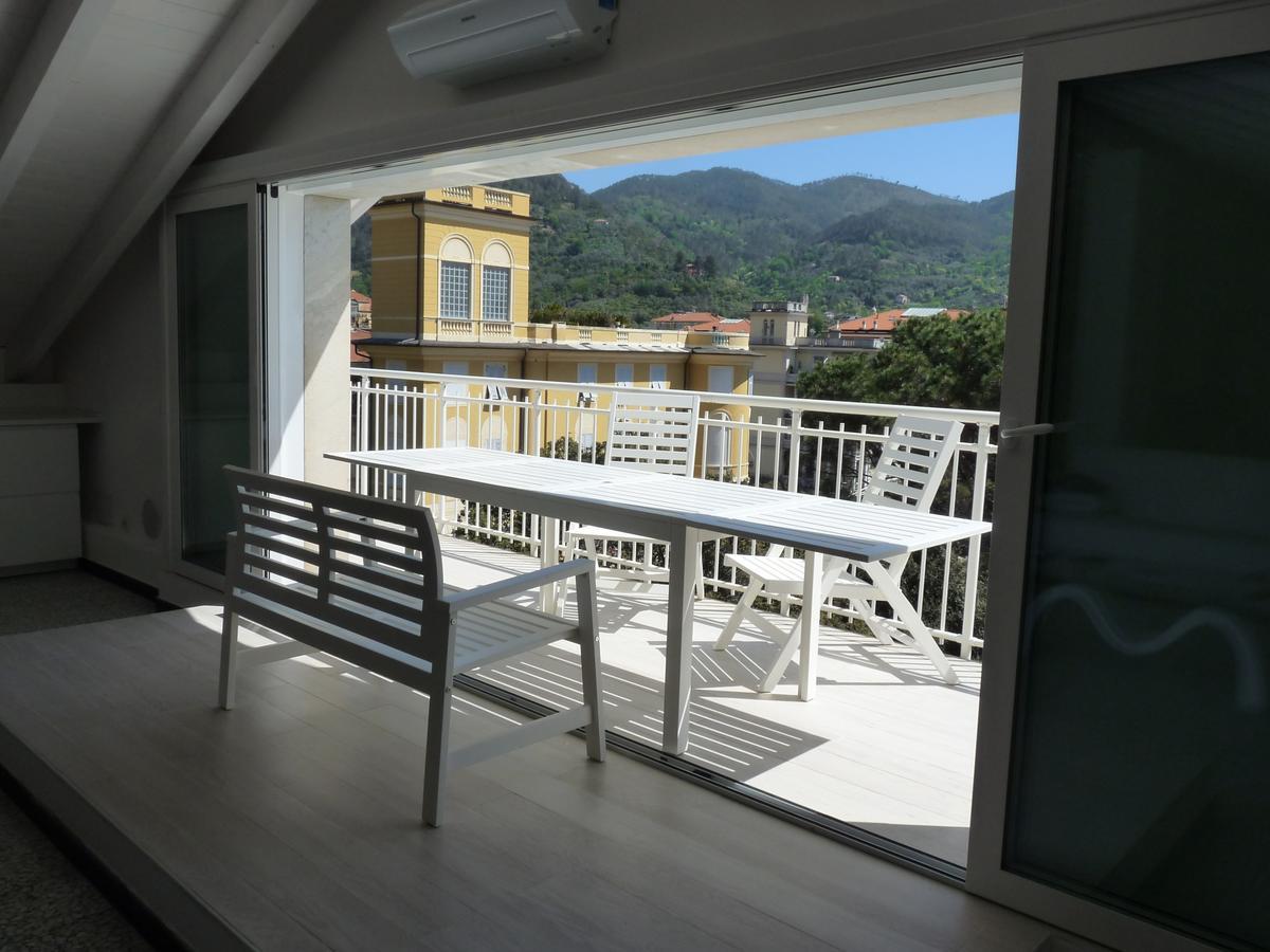 Penthouse By The Sea Apartment Levanto Exterior photo